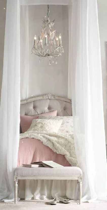 stephanie space14.jpg