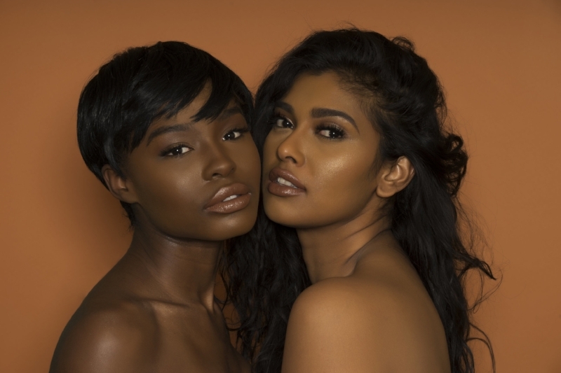 Nude Brown Babes