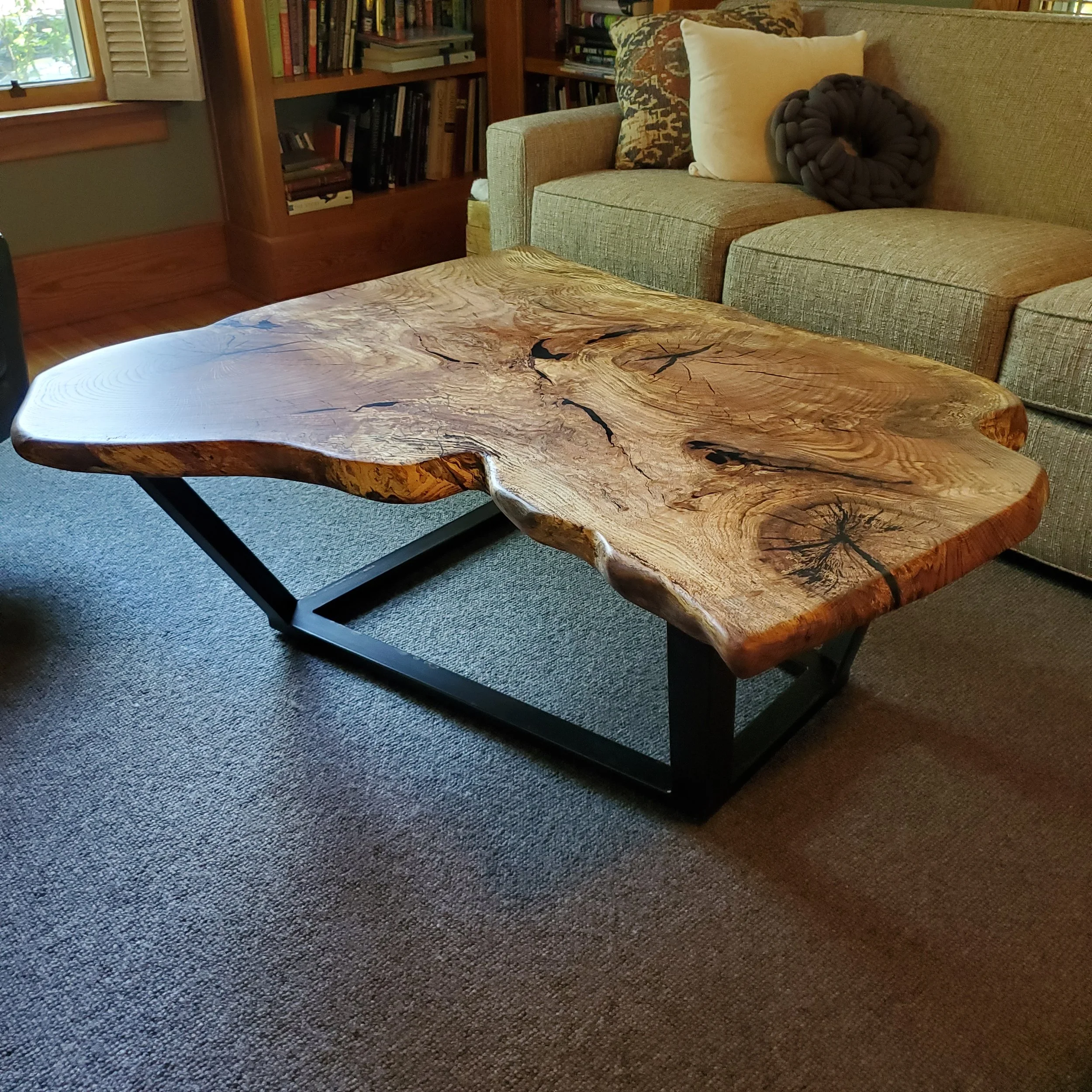 WilkinsOakCoffeeTable.jpg