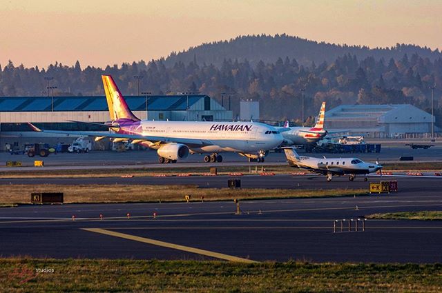 Portland&rsquo;s biggest and smallest airliners taxi to Runway 10L together as &ldquo;Hawaiian 25 heavy&rdquo; to Honolulu and &ldquo;Boutique 352&rdquo; to Pendleton. |
Who in Portland is sad that Hawaiian swapped the A330 for the A321neo for their 