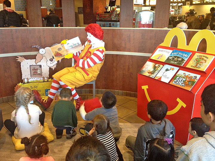 McD_FamilyTime_reading.png