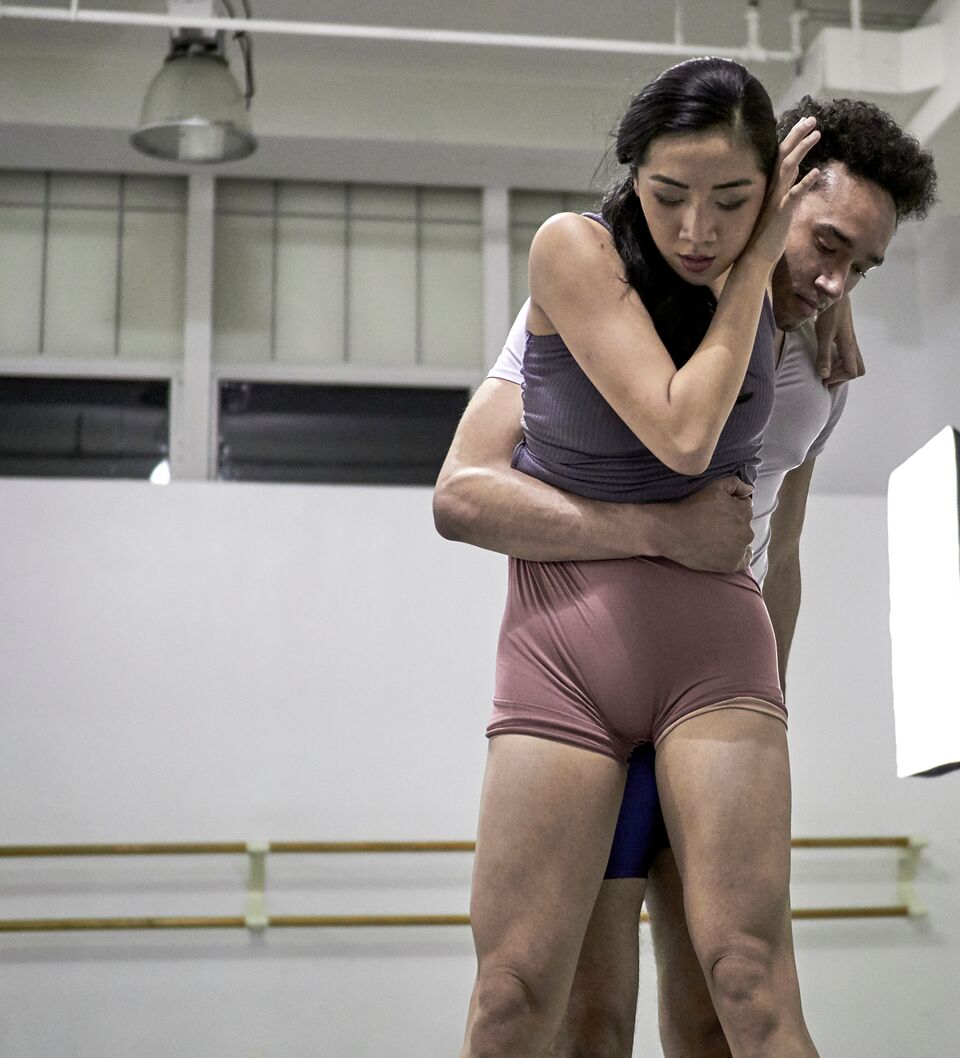 Tiffany Mangulabnan and Charles McCall in Caili Quan's 'Not So Cirrus'