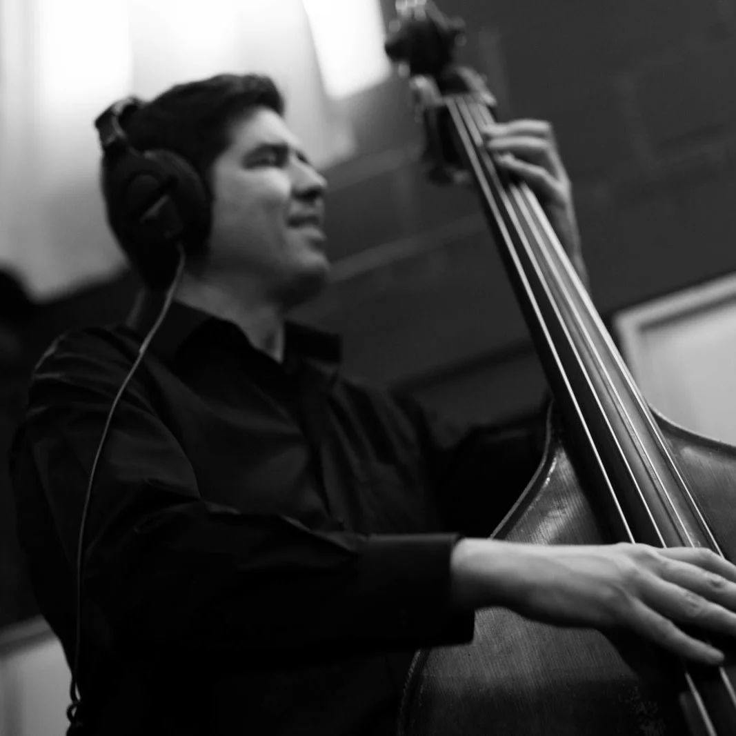 Bassist Cliff Schmitt has performed thousands of gigs since his professional debut in 1992. From his first gig on the south side of Dallas with R&B legend Al "TNT" Braggs, to nightclubs in New York, Paris and Rio De Janiero, to crowds of thousands at festivals in North and South America, Europe and Asia. He was a resident of Brooklyn, NY for ten years, but now calls Jersey City, NJ home. Cliff is currently the bassist for Concord recording artist Curtis Stigers, and co-leads a duo project with Guitarist/Harmonica player Noé Socha called Likho Duo.
