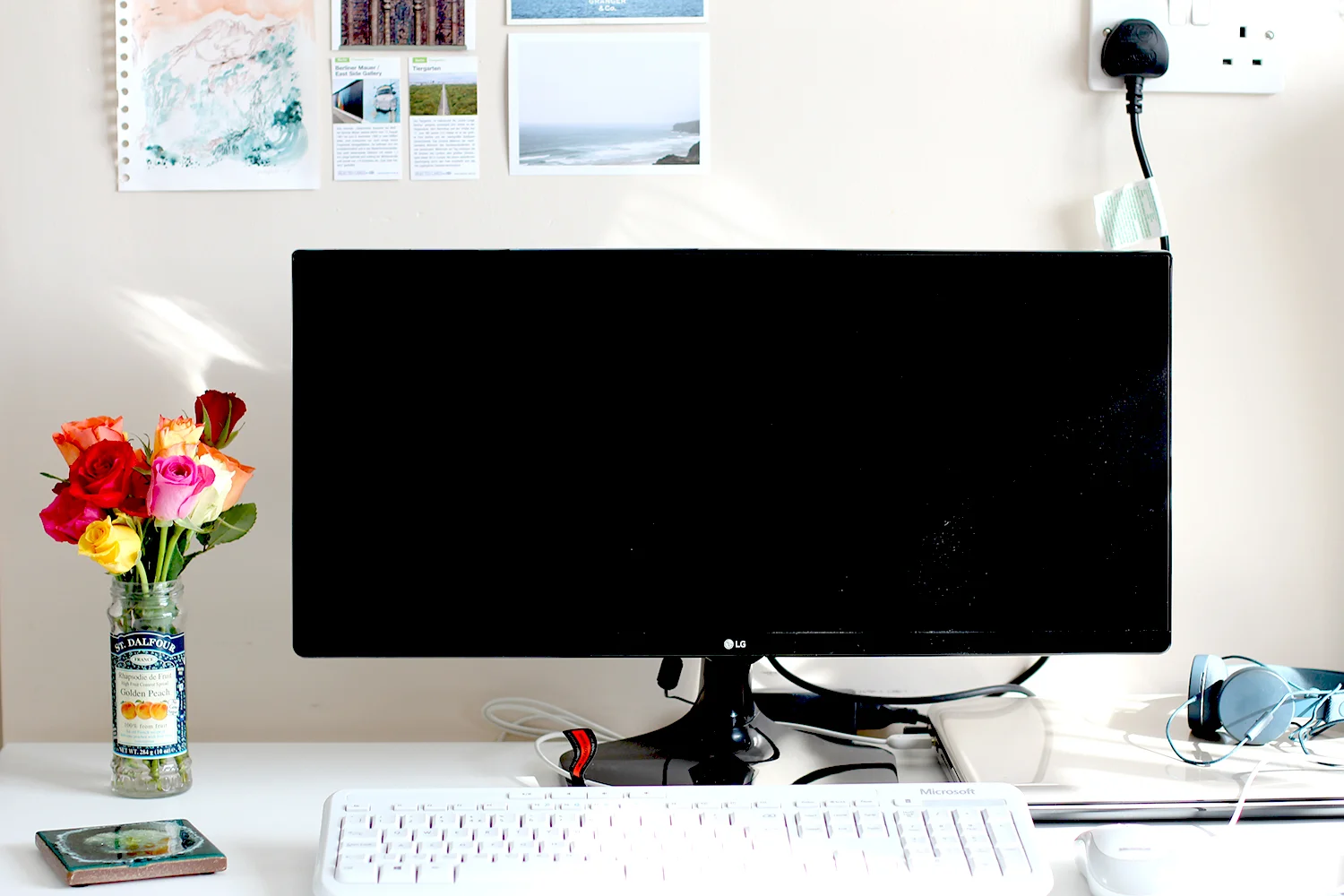 notes on spring cleaning tidy desk