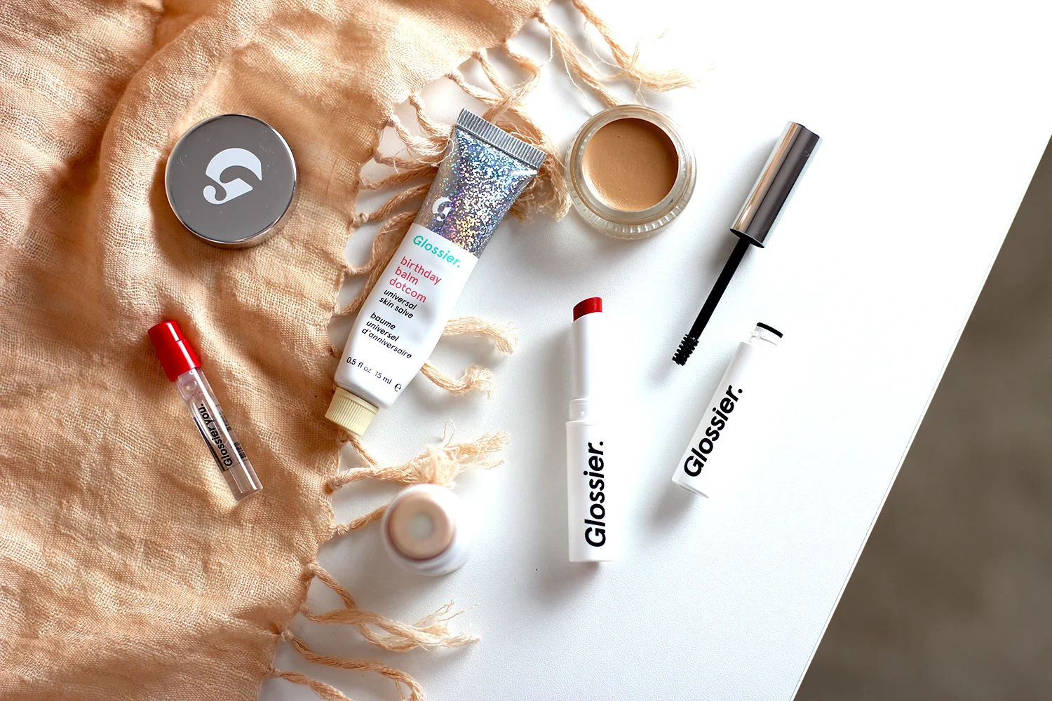 glossier makeup blog review