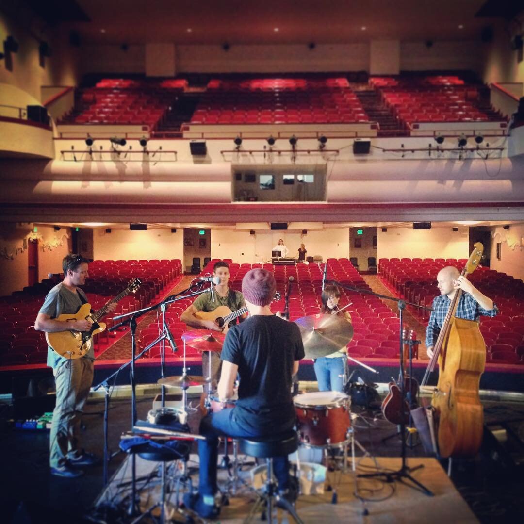 #soundcheck at the #colonialtheater #idahofalls - show is at 730 tonight (Saturday)! #PanoramaMotel #tour #andyhackbarth