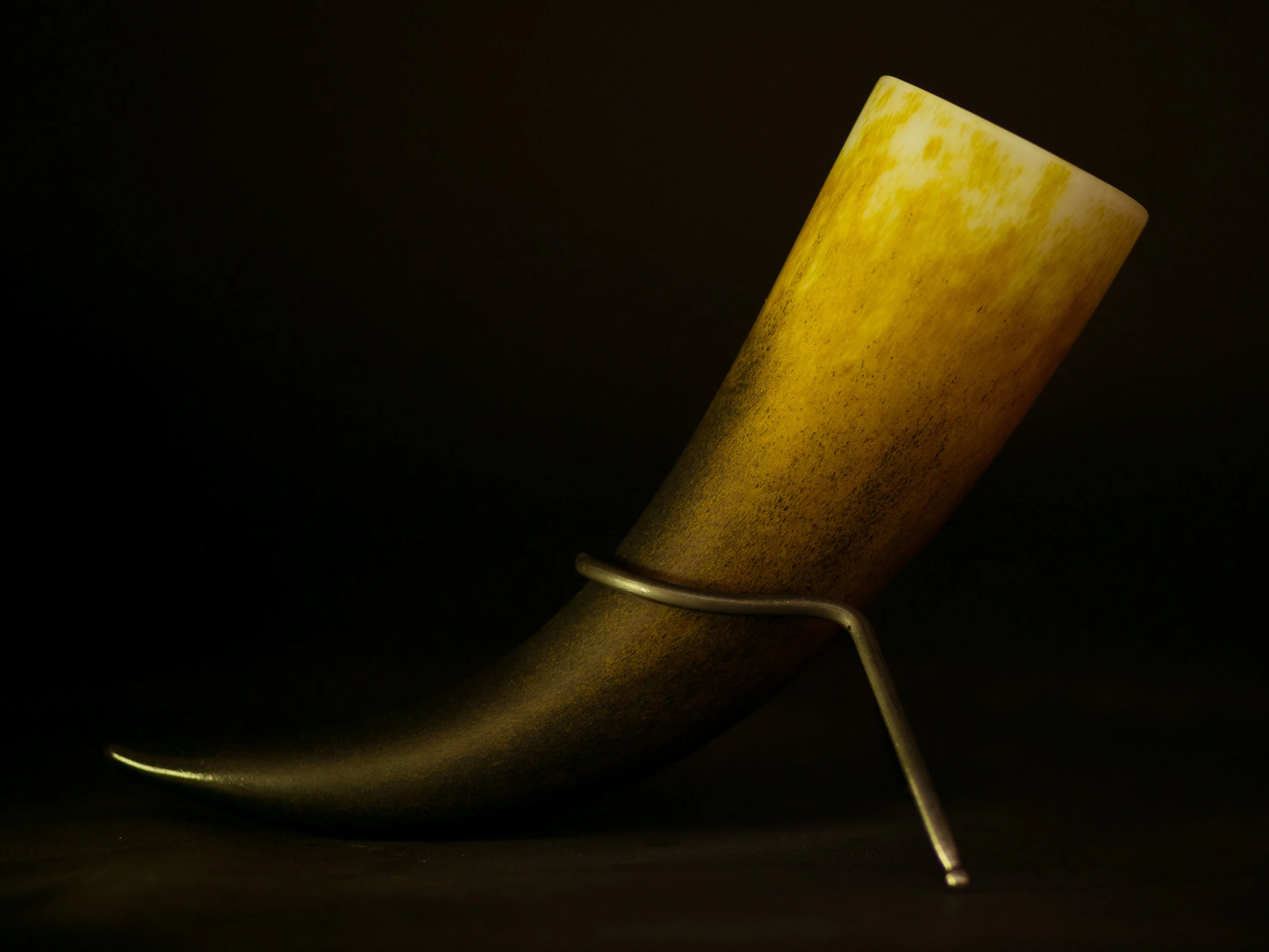 Nichols Art Glass Drinking Horns-2.jpg
