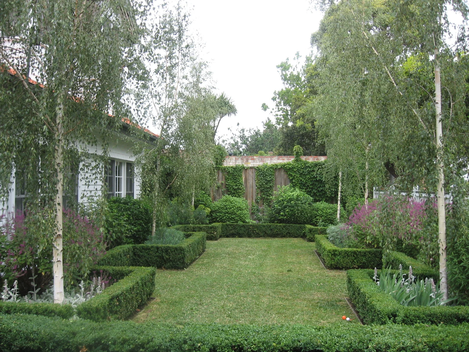 Construction and maintenance. Hawthorn