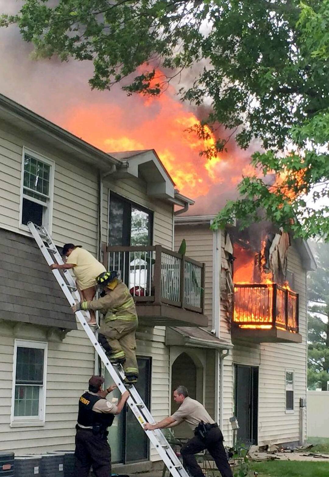  On 24 May 2015, ESFD firefighters responded to a fire in a 16-unit apartment complex. Several trapped residents were rescued, and the fire was stopped before it could spread to the entire building.&nbsp;Photo Credit: Belleville News Democrat 