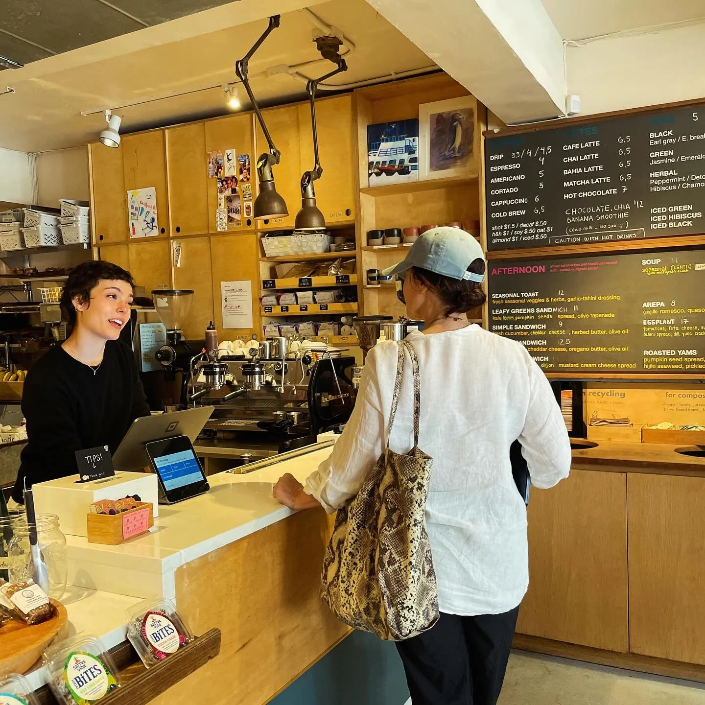 We are always ready and happy to have you! 
#ocafe