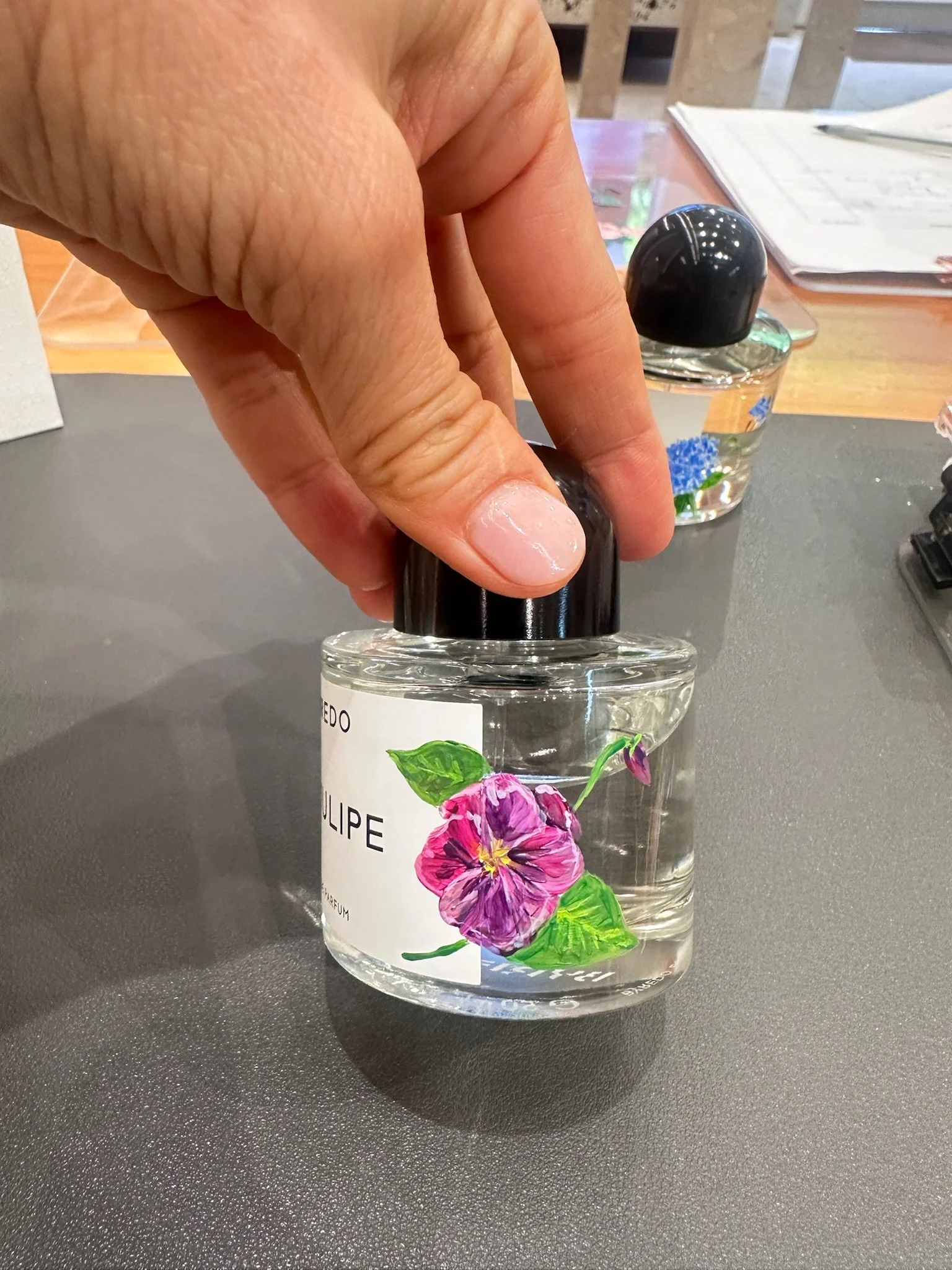 NY+Brooklyn+Bottle+Painting+Painter+Minhee+Cho+PaperCupDesign+Live+Event+Byredo+Pansy .JPG