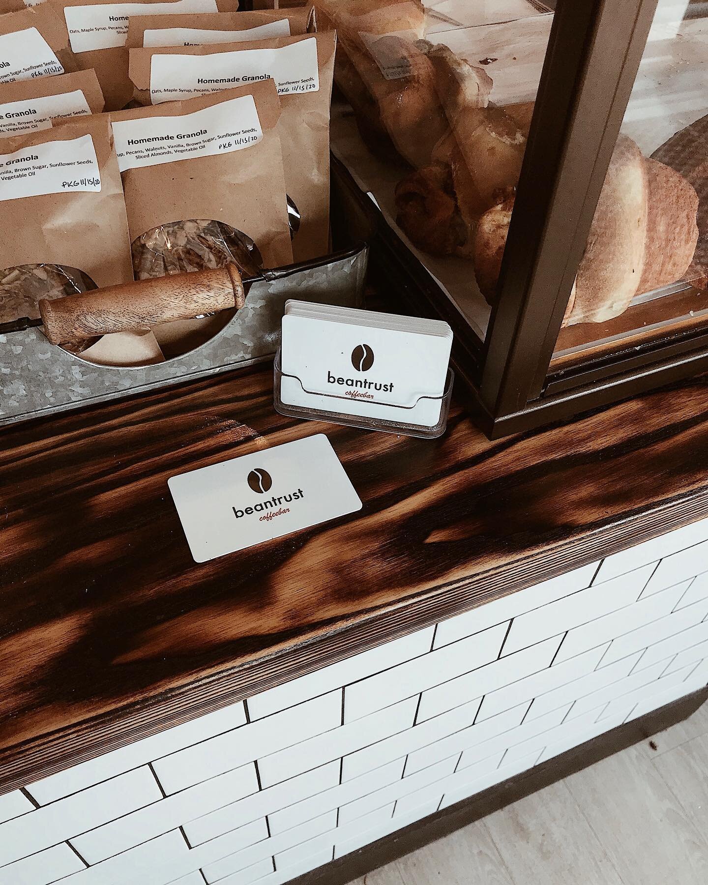 You asked, we answered. Beantrust coffeebar now has giftcards!  Just in time for the holidays, perfect for the coffee and bread lovers in your life, and a stellar way to support local businesses ✨ 

#beantrustcoffeebar #beverlymassachusetts
#beantrus