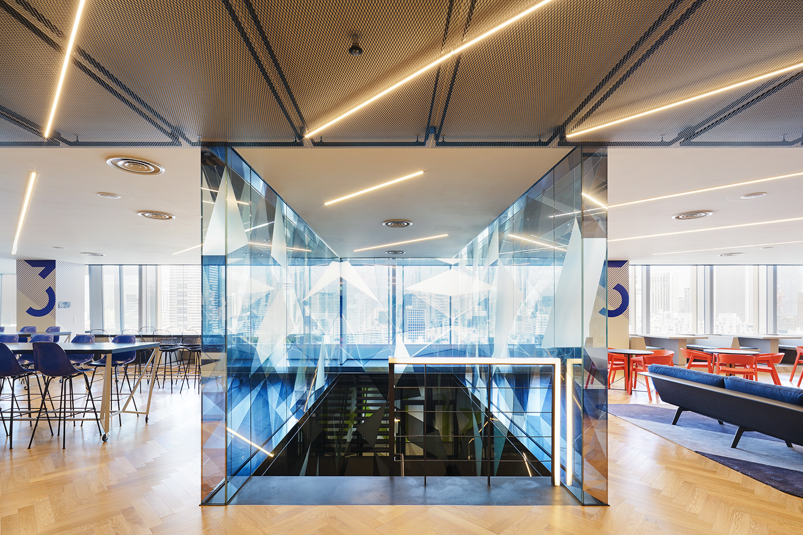 Tokyo Office & Showroom Client: Nike Services: furnishings selections SF: 69,000 Nike Workplace Design Director: Brandon Amann Nike Workplace Designer: Julia Bannon Nike Brand Design Director: Chuck Eichten Nike Brand Designer: Brian Madden Nike Construction Program Manager: Sjoerd van Popering Photography: Daici Ano, FWD Inc.