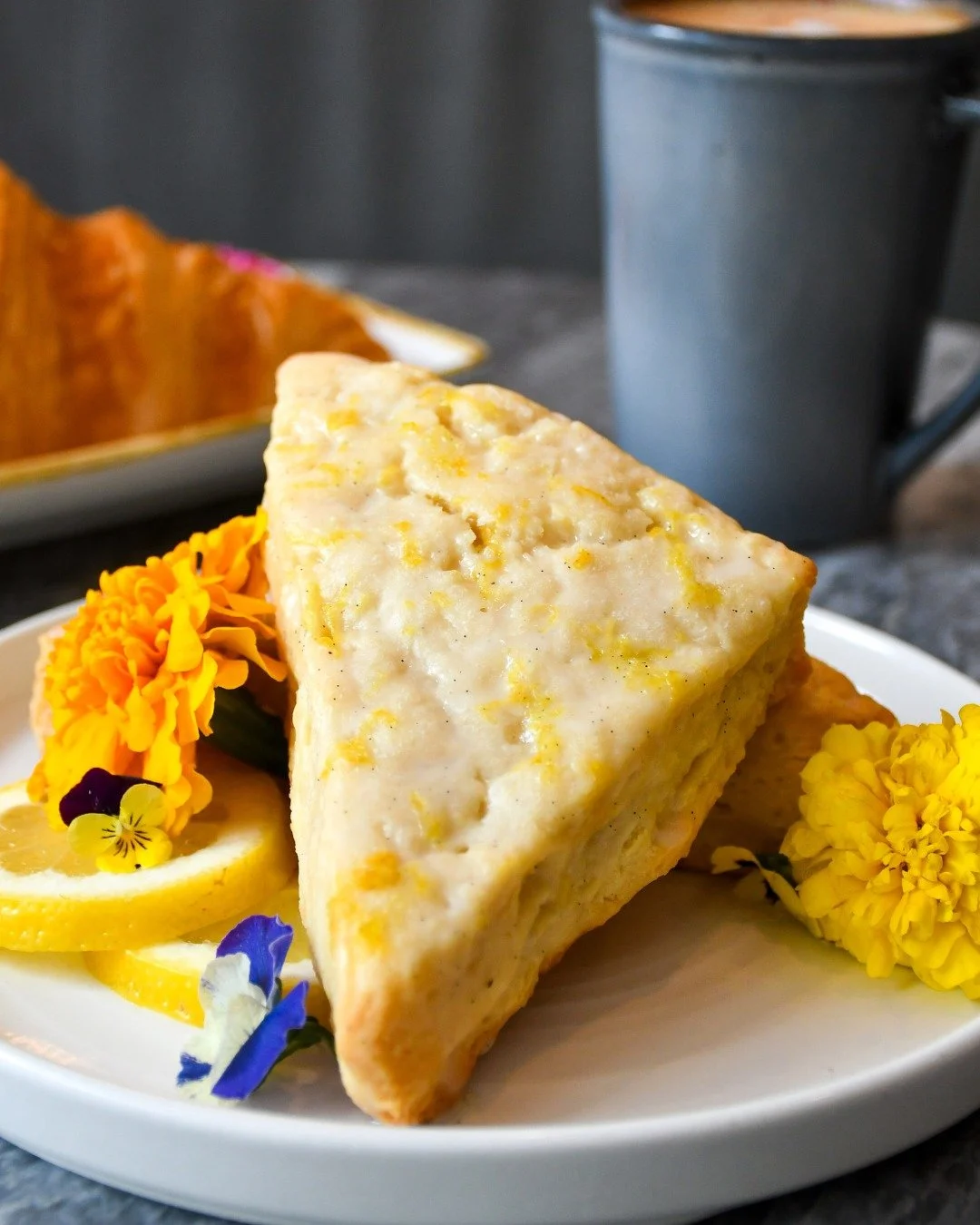 Your favorite scone: Lavender Honey 🌸
All pastries: baked fresh, daily!

#NashvilleCoffeeShop #Killebrew #Pastries #CoffeeShop #CoffeeLover