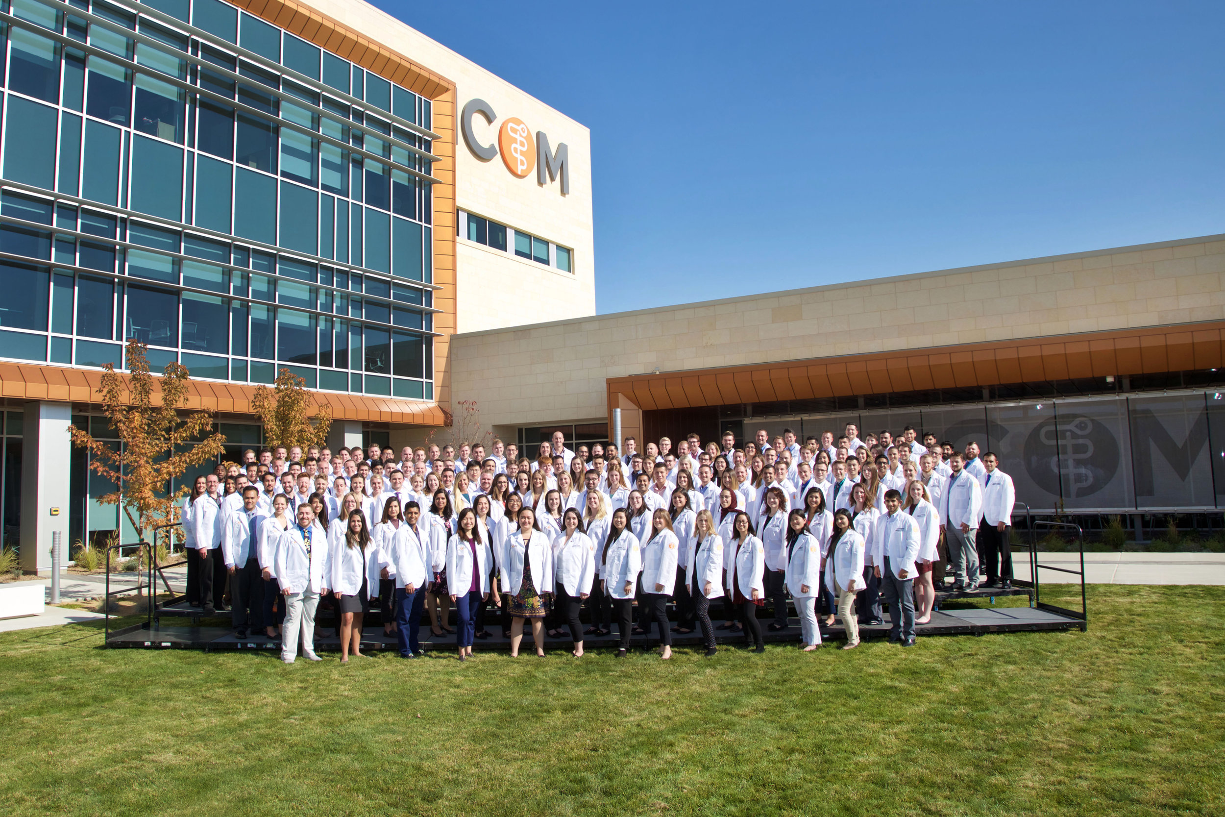 ICOM(white-coat-class)(2018)_IMG_1440_Leap-Photography.jpg