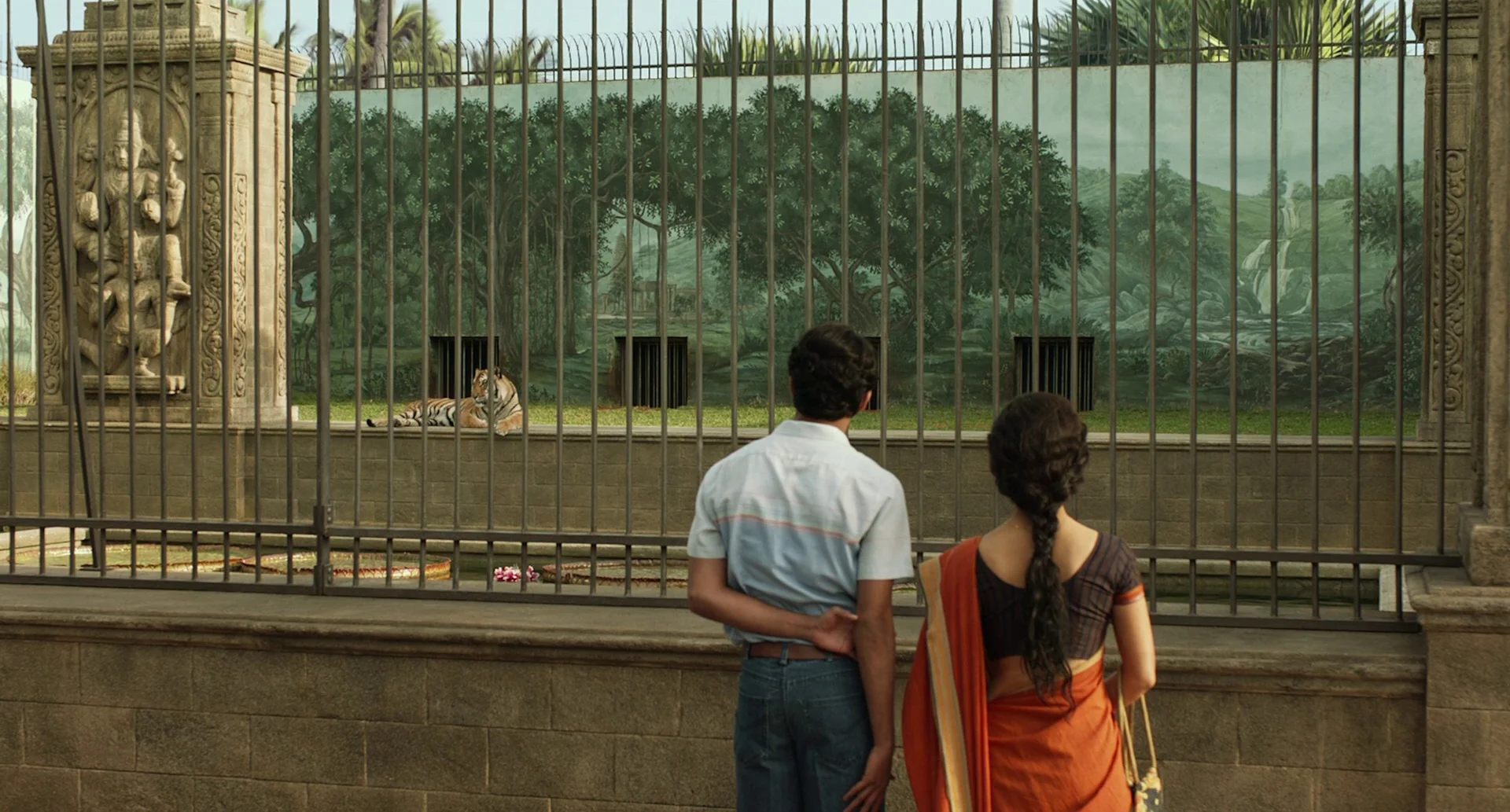 Life-of-Pi_00_29_21_00014.jpg