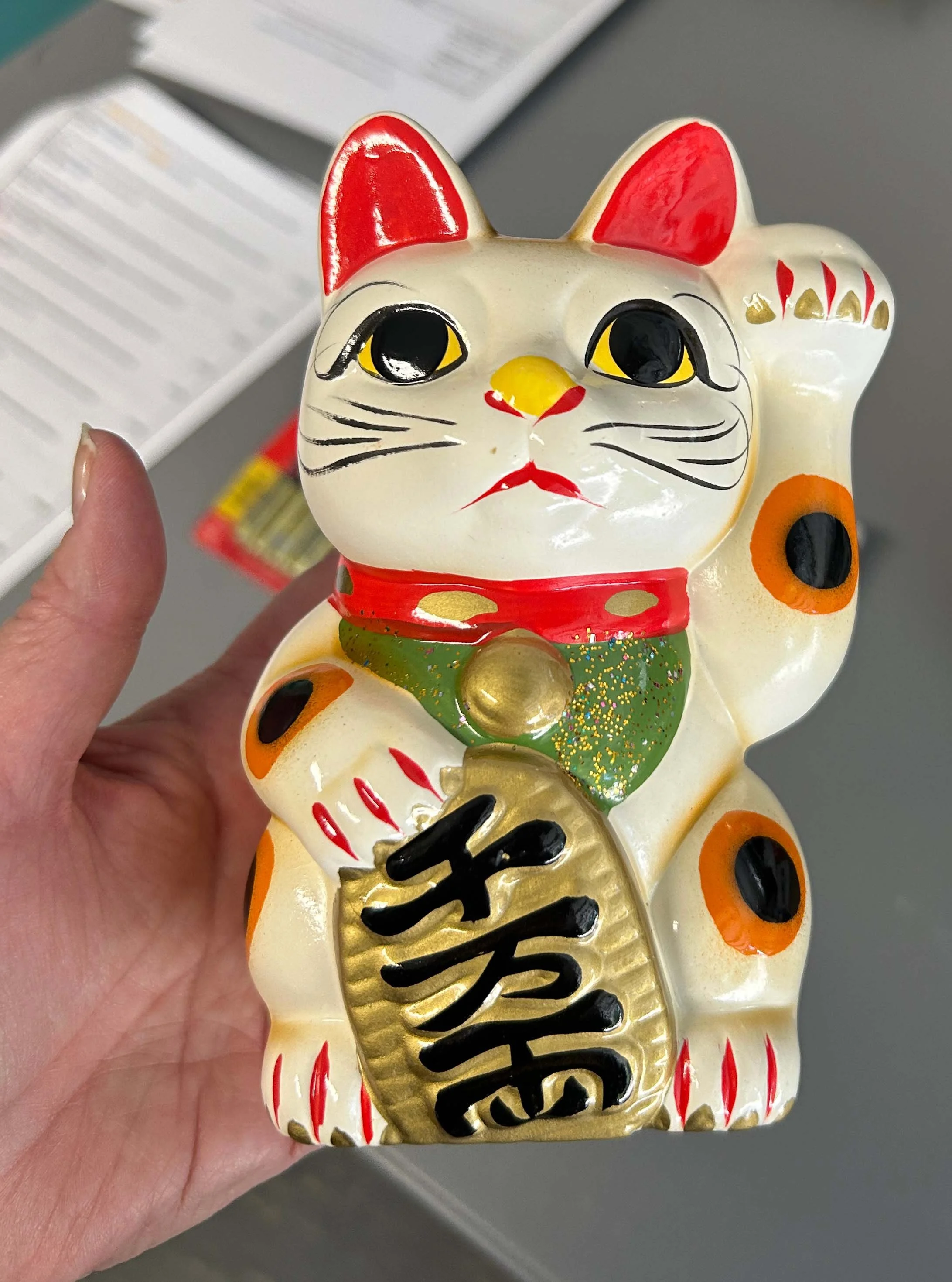 https://eatme.co.jp/tokyo-confidential/ Slio Bar, popup designer.jpg