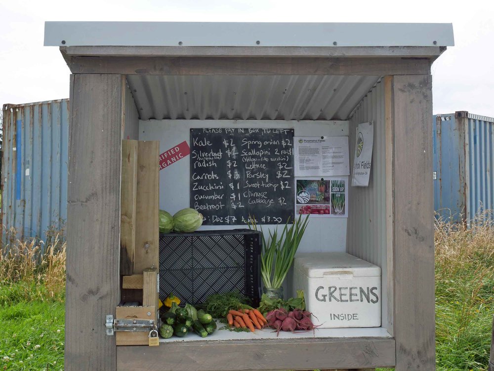  Another way to enjoy the offerings of Puramahoi Fields -- their roadside veggie stall just outside the farm gate. &nbsp;&nbsp; 