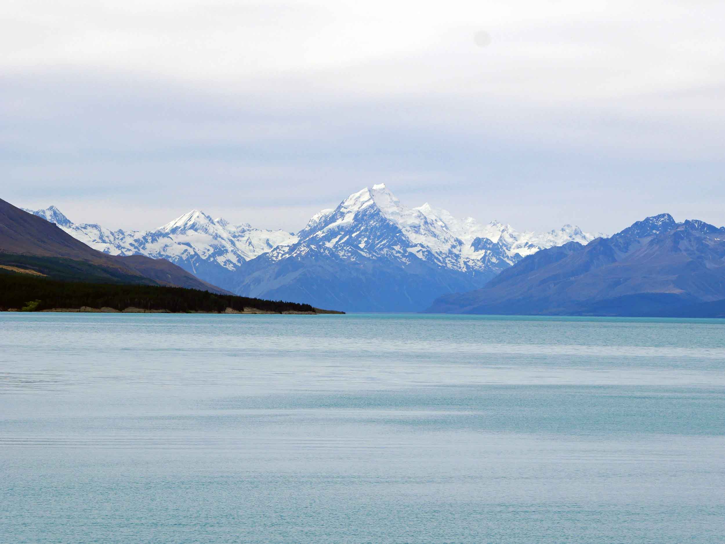  Stunning Mt. Cook is New Zealand's highest mountain with Lake Pukaki in the foreground (Jan 10).&nbsp; 