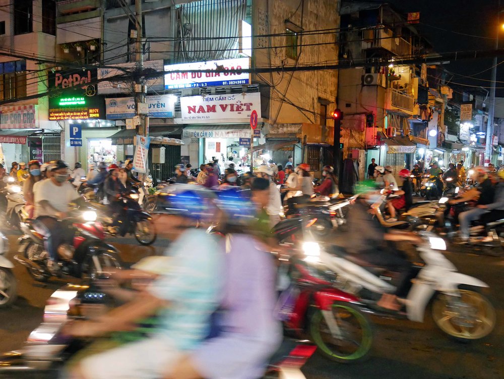  We arrived in buzzing Ho Chi Minh City after an eight hour bus ride from Phnom Penh, Cambodia's capital (March 12).&nbsp; 