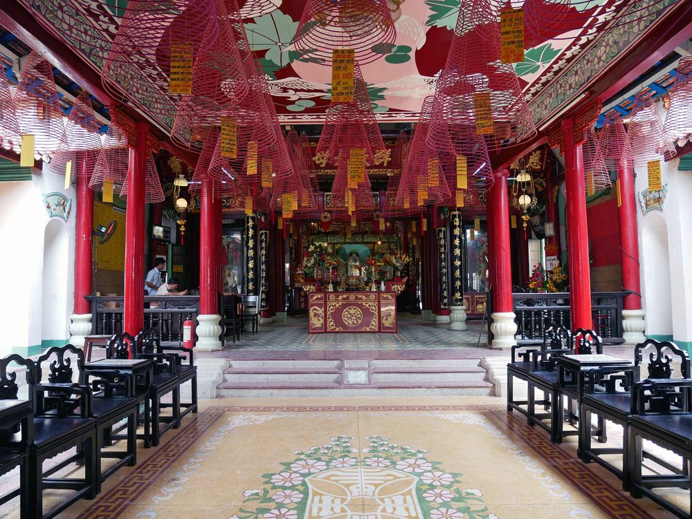  Inside the Assembly Hall, visitors can purchase large coils of incense,&nbsp;which provide good luck to families and burn from the ceiling for about 3-weeks. 