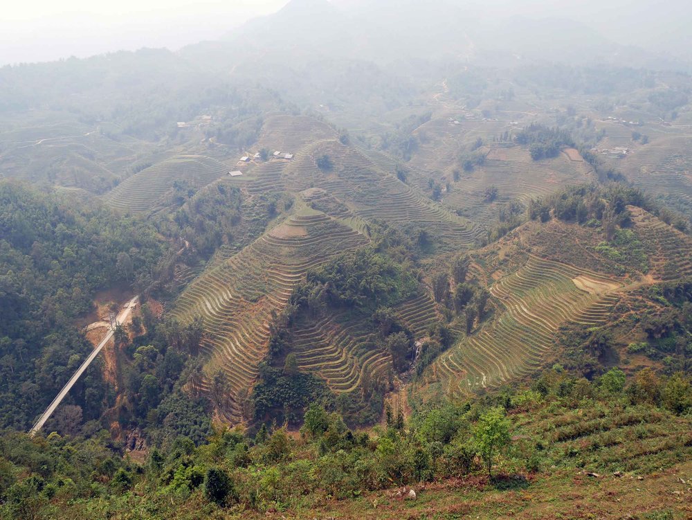  One of the many stunning vistas we enjoyed while on our three days of trekking in the terraced Hoàng Liên Son mountain ranges near sapa (Mar 24). 