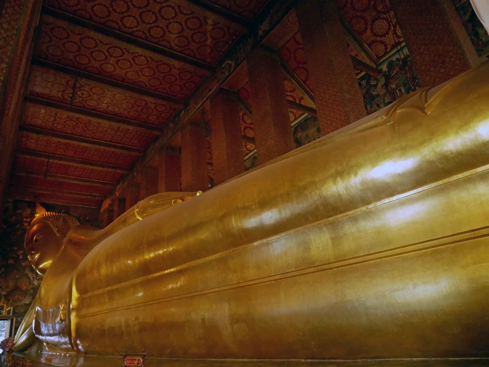  Featuring many sacred Buddha images, Wat Pho is best known for the 46 metre long reclining Buddha.&nbsp; 