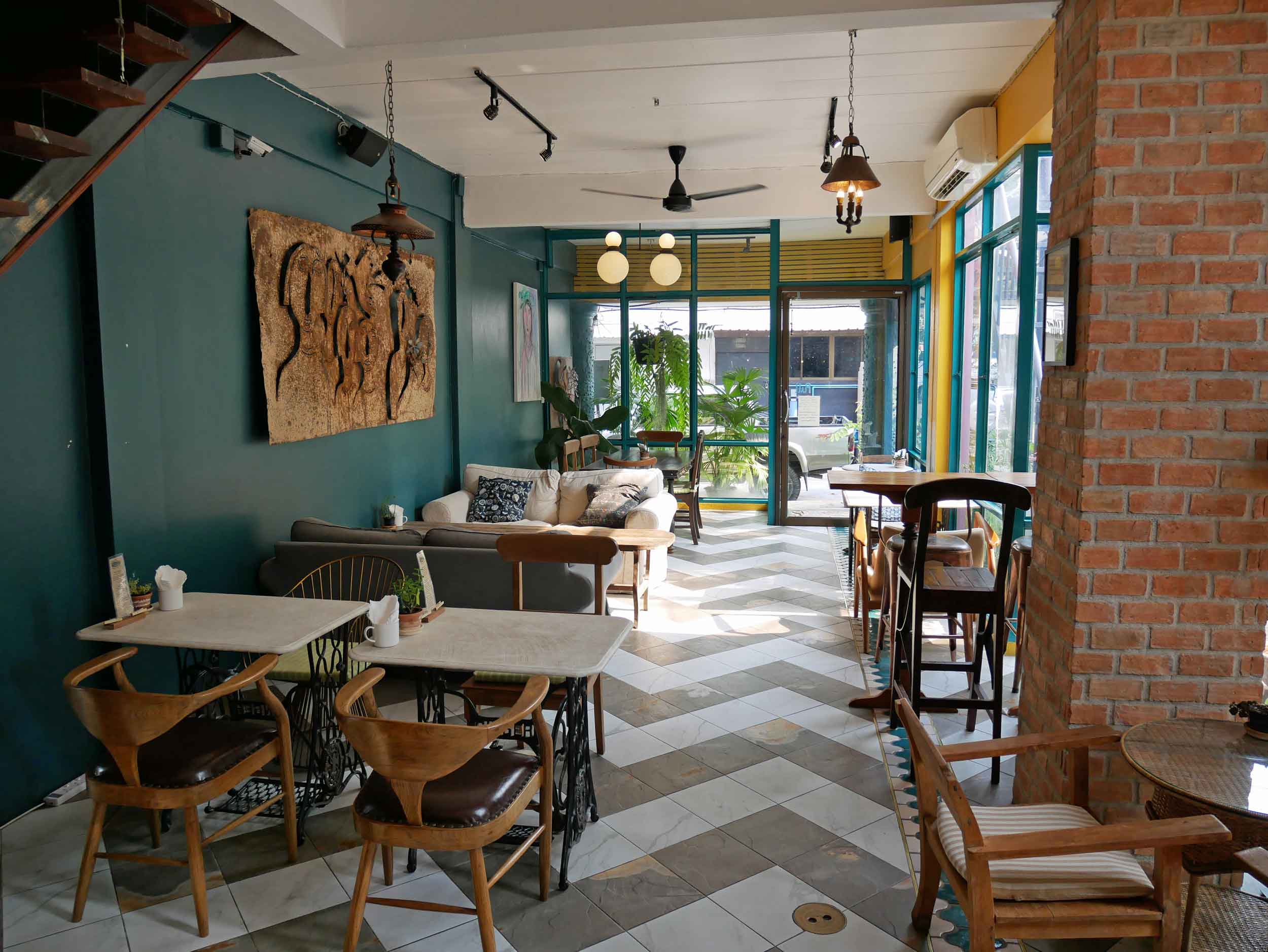  My Secret Cafe is a beautiful, cozy spot to enjoy a light breakfast or iced coffee.&nbsp; 