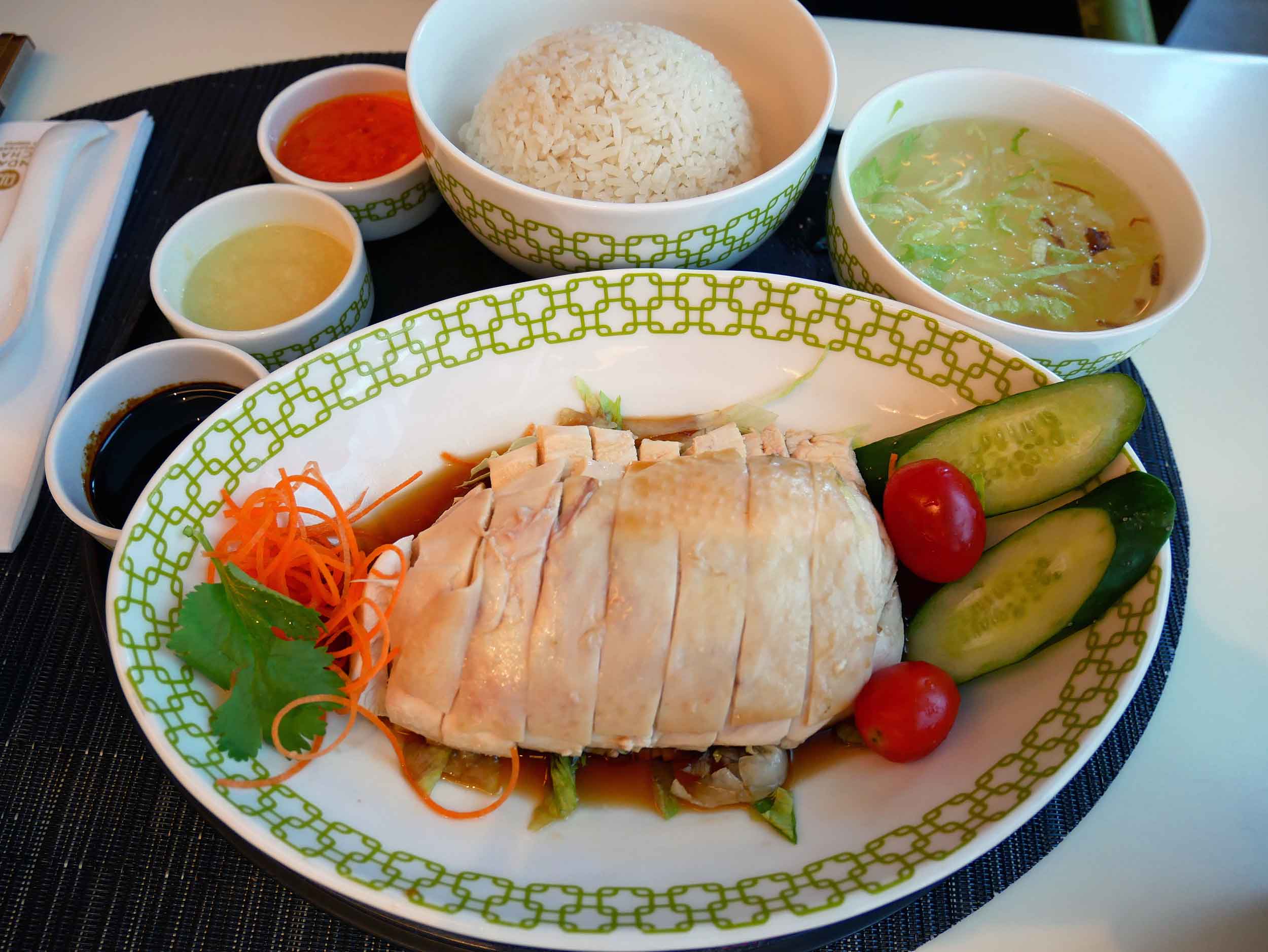  The famous Hainan Chicken Rice at Chatterbox was our first taste of Singapore. 