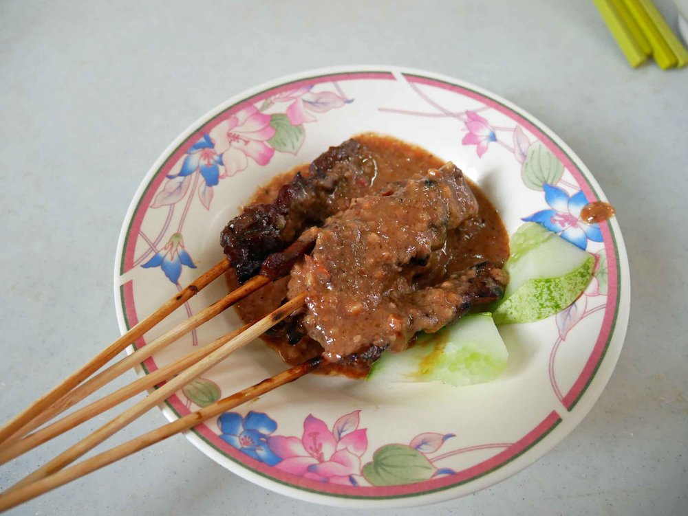  The area is known for  satay , and at Yan Chun Tai, we opted for pork.&nbsp; 