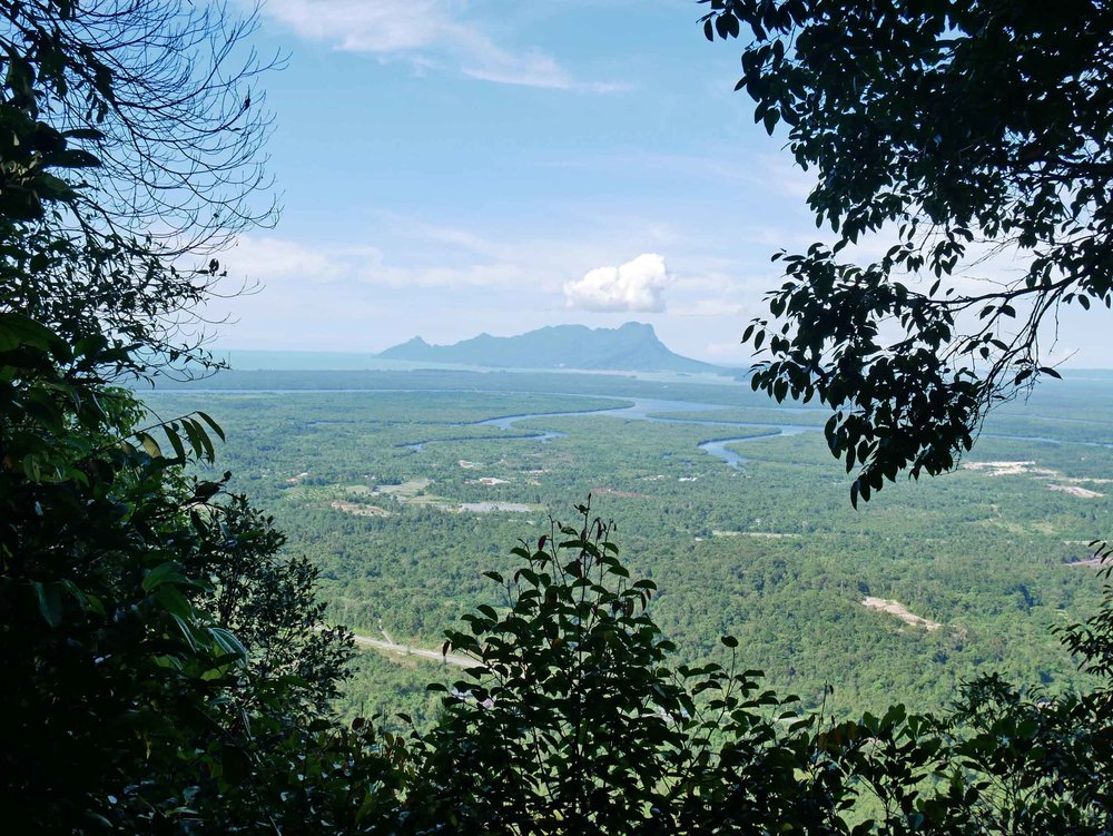  As temperatures and humidity soared, all the sweat was worth reaching this spectacular panoramic view of Matang and Mt Santubong.&nbsp; 