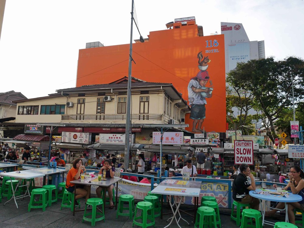  With all the healthy eating, we once again hit the streets, this time at the New Lane Hawker Stalls.&nbsp; 