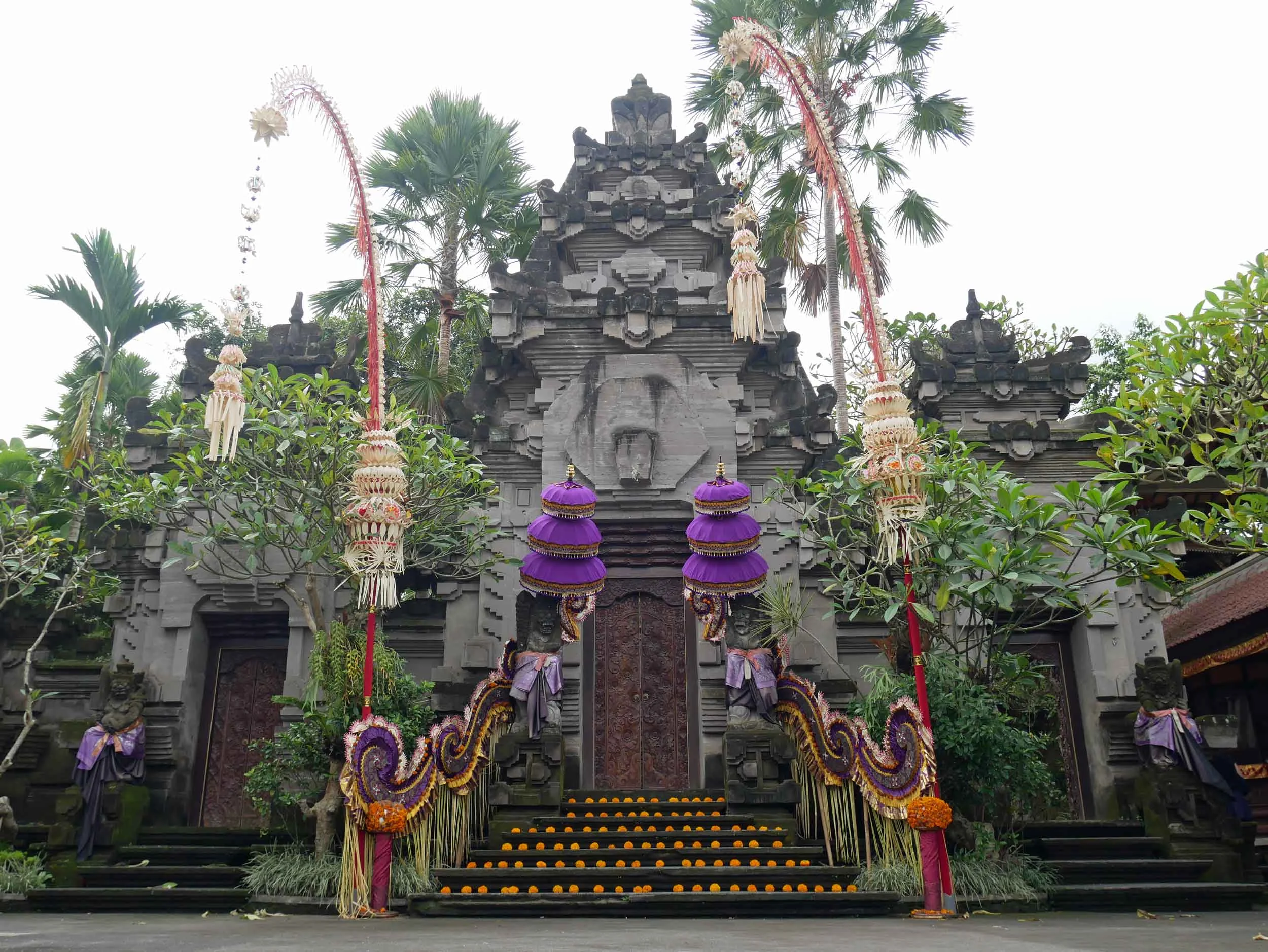 Full of yoga studios and health cafes, Ubud is also known for its many sacred temples that dot the area. 