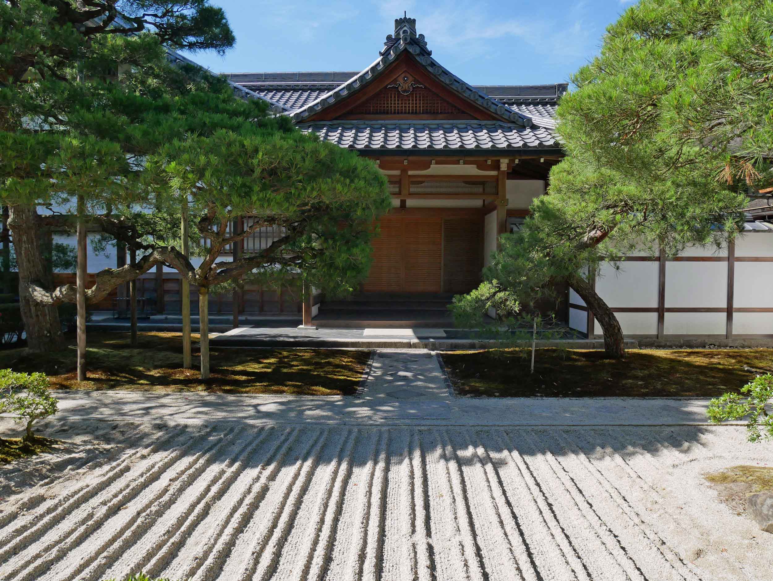  You will never see another Zen raked sand garden like those of Ginkaku-ju 