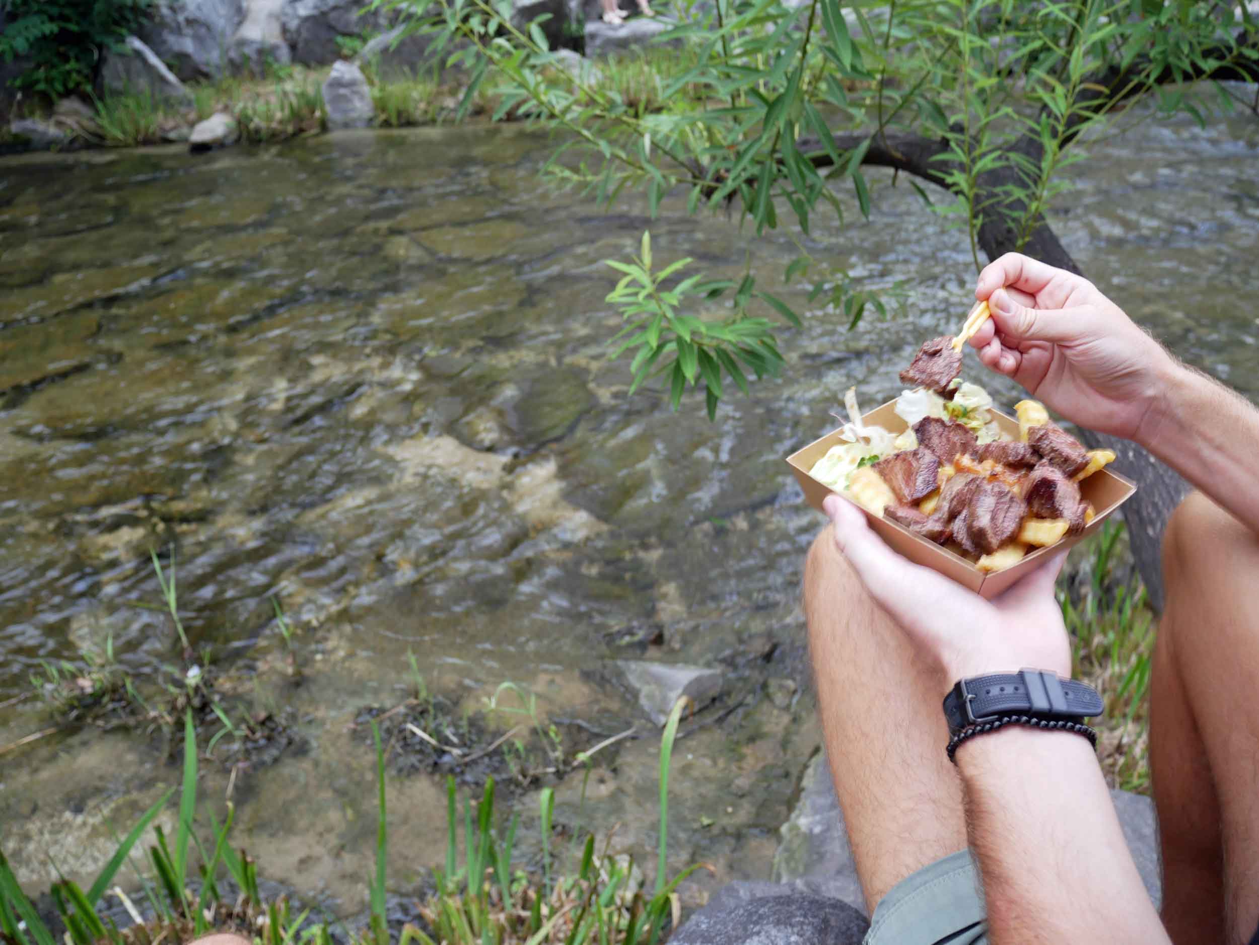  And of course, couldn't resist a little  steak frites  meal by the water as we wrapped up our weekend in Seoul.&nbsp; 