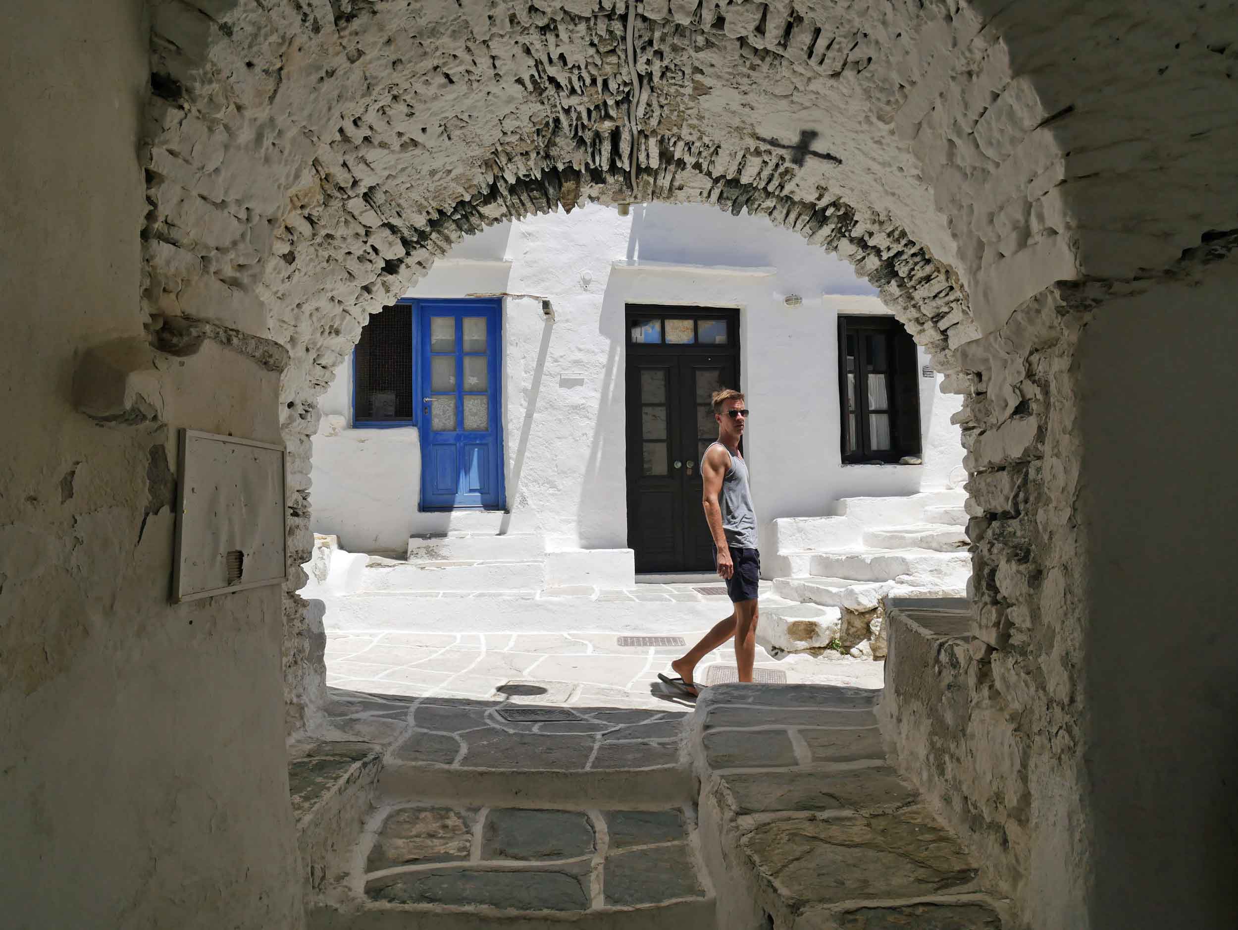  Beautiful stone archway in the medieval village of Kastro.&nbsp; 
