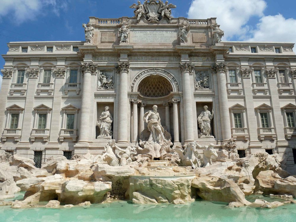  The Trevi Fountain had stopped running but was still breathtaking to behold.&nbsp; 
