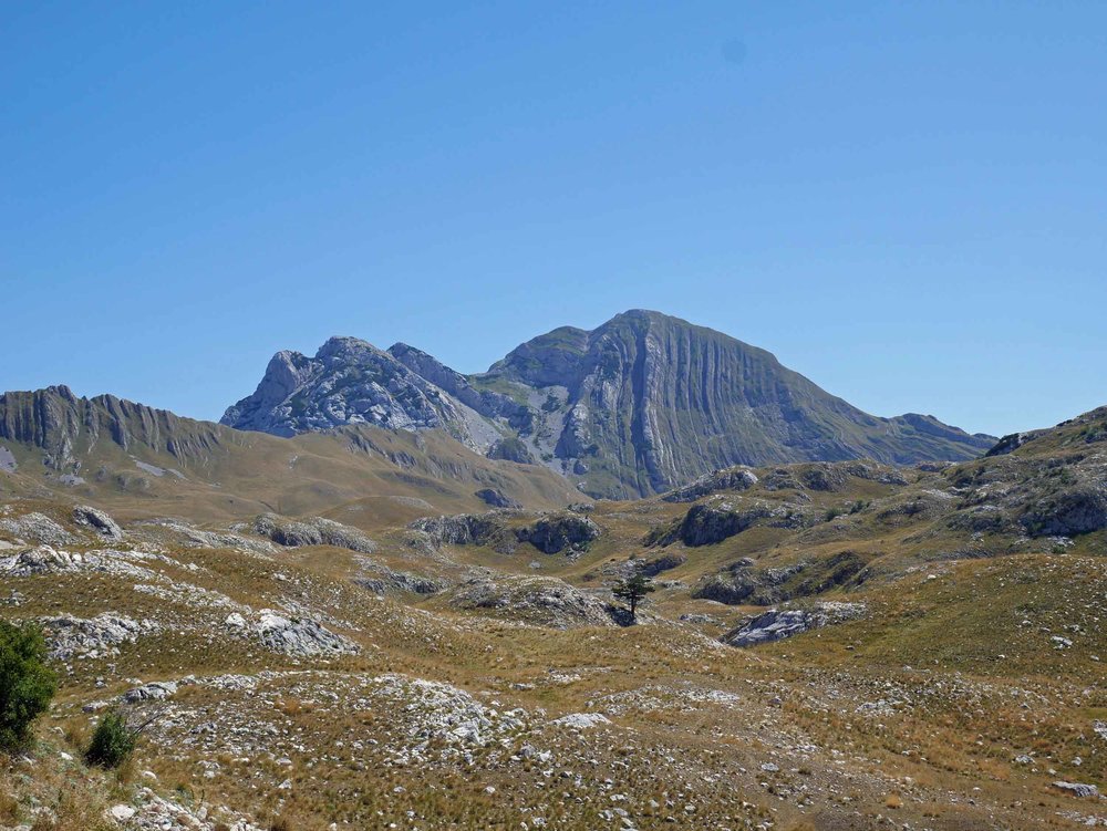  The awesome landscape of Durmitor massif boasts more than 40 peaks above 2,000 metres (6,500ft).&nbsp; 