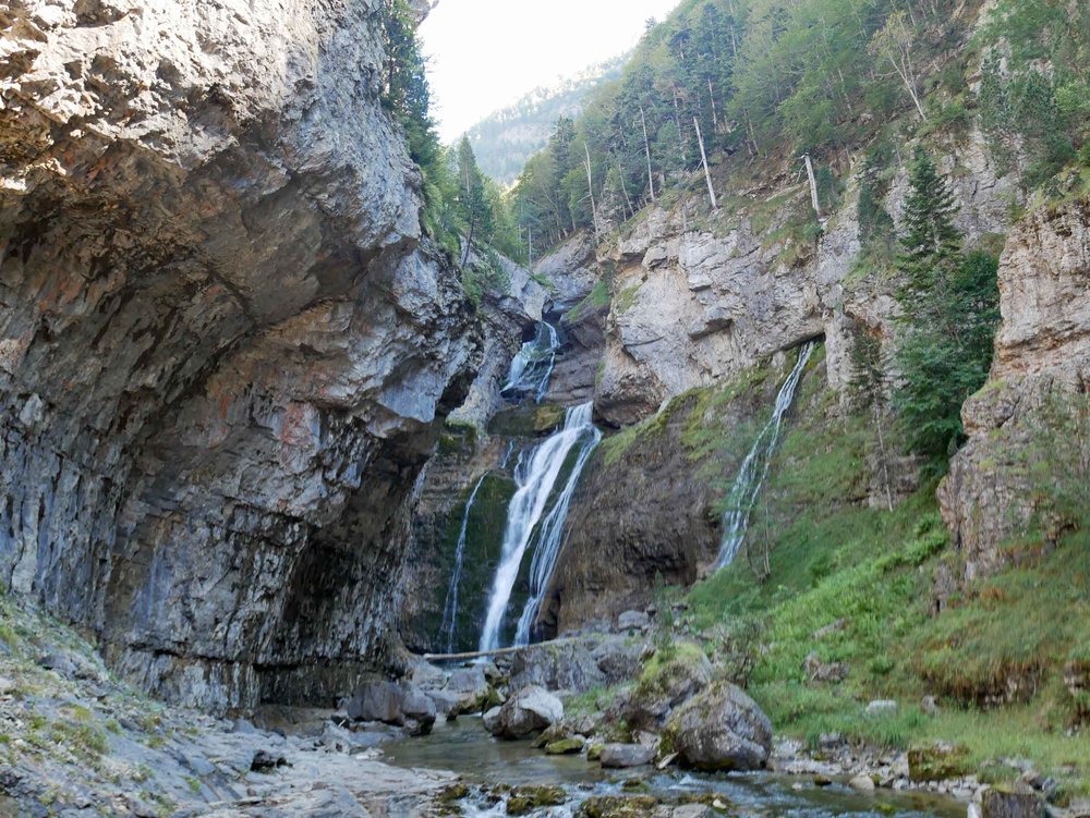  The Ordesa canyon formed over millions of years of erosion by the Rio Arazas, developing an impressive cascade of waterfalls along its course. 