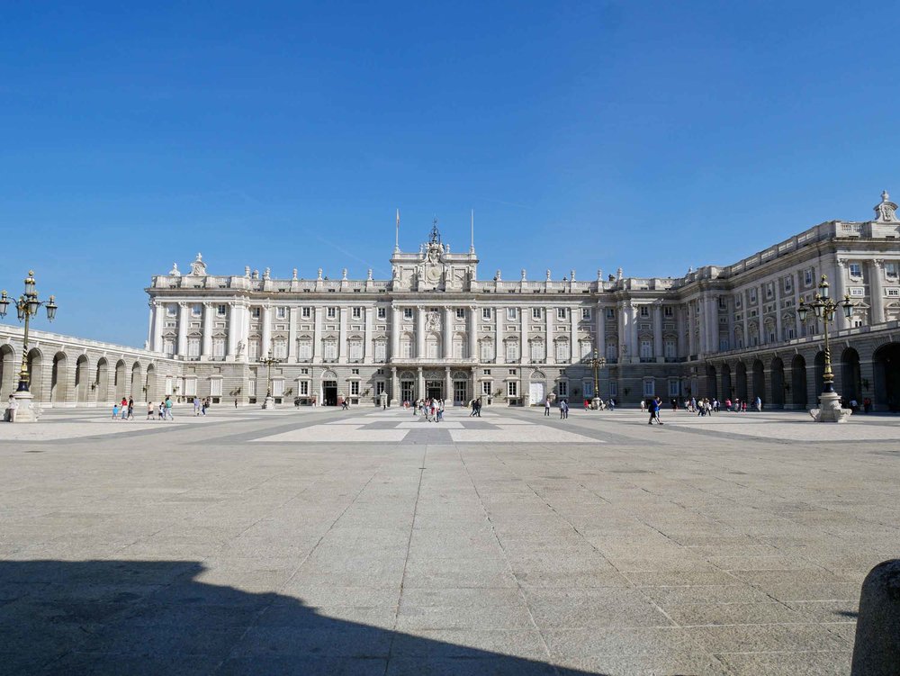  The Royal Palace of Madrid is the official residence of the Spanish Royal Family;&nbsp;however, the current King and Royal Family do not reside in the palace as it is used for state ceremonies only (Sept 24). 