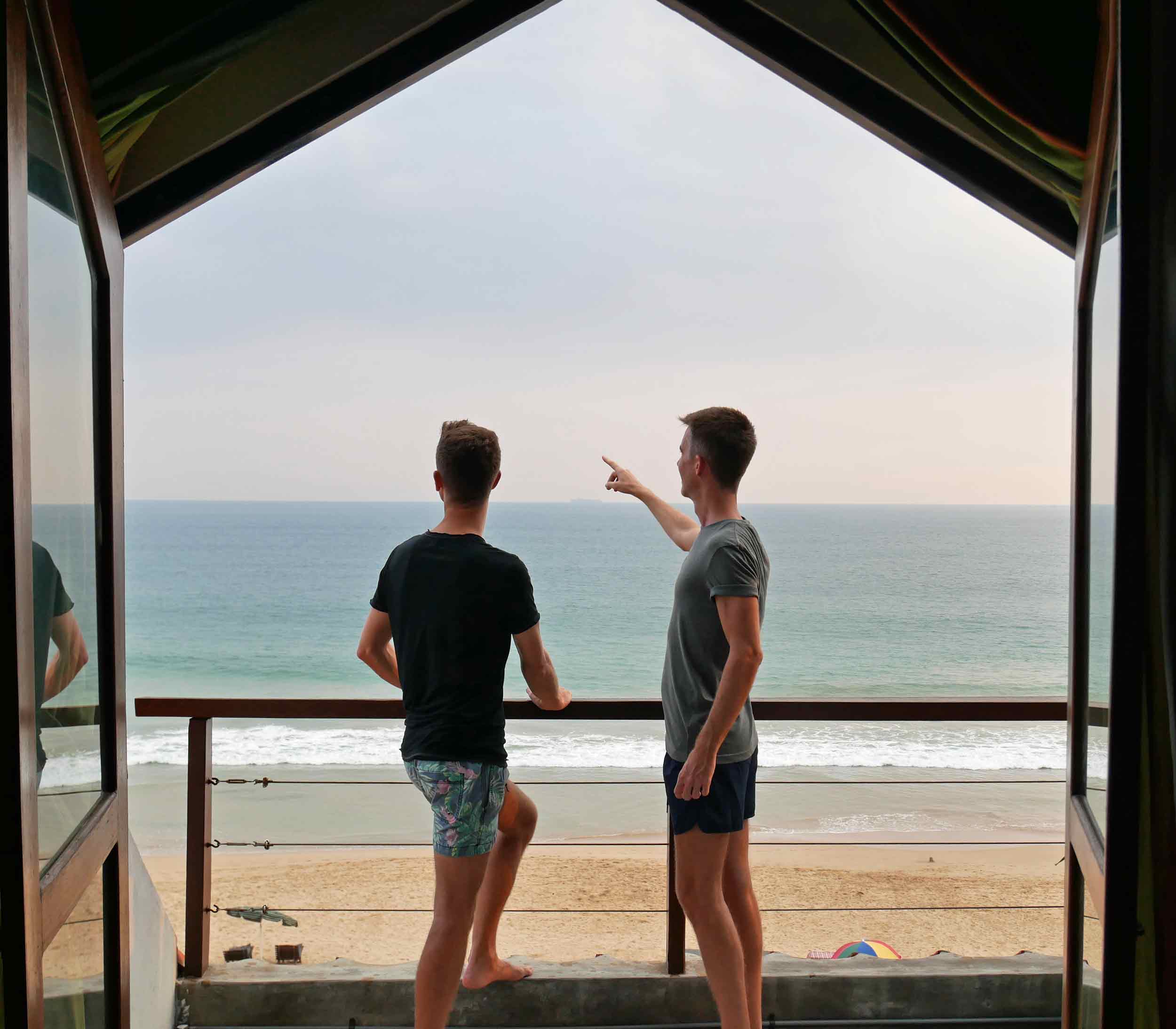 Christmas at Tallala Bay Beach had us wondering from which direction Santa would arrive on his sleigh – does Trey spot him? (Dec 25)
