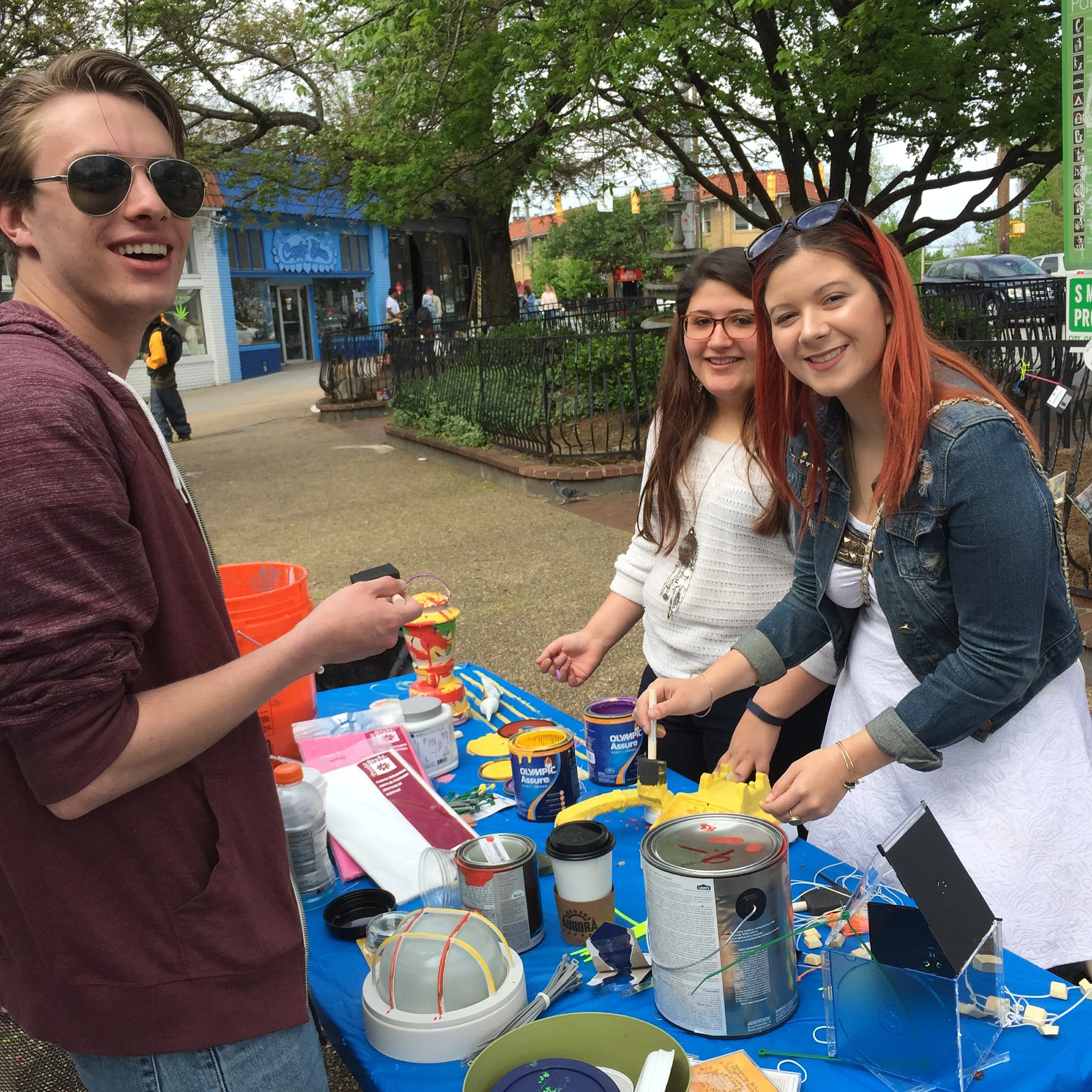  Taking a break from shopping to make some art and make new friends. 