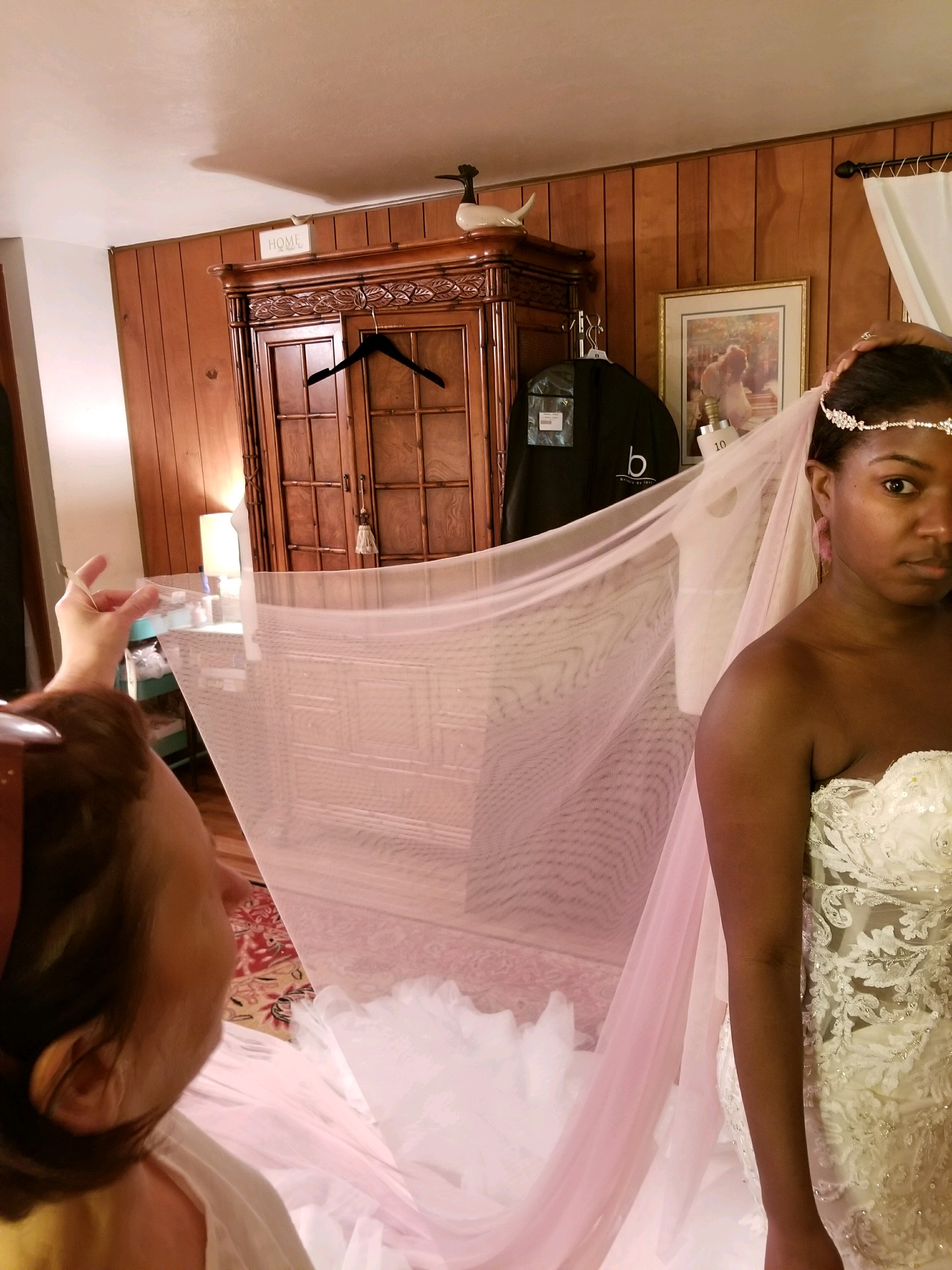 Black Destination Bride - BlackDesti Wedding Journal - Bridefriends Podcast -14 Headpiece 2 veils fabric drews fitting3.JPG