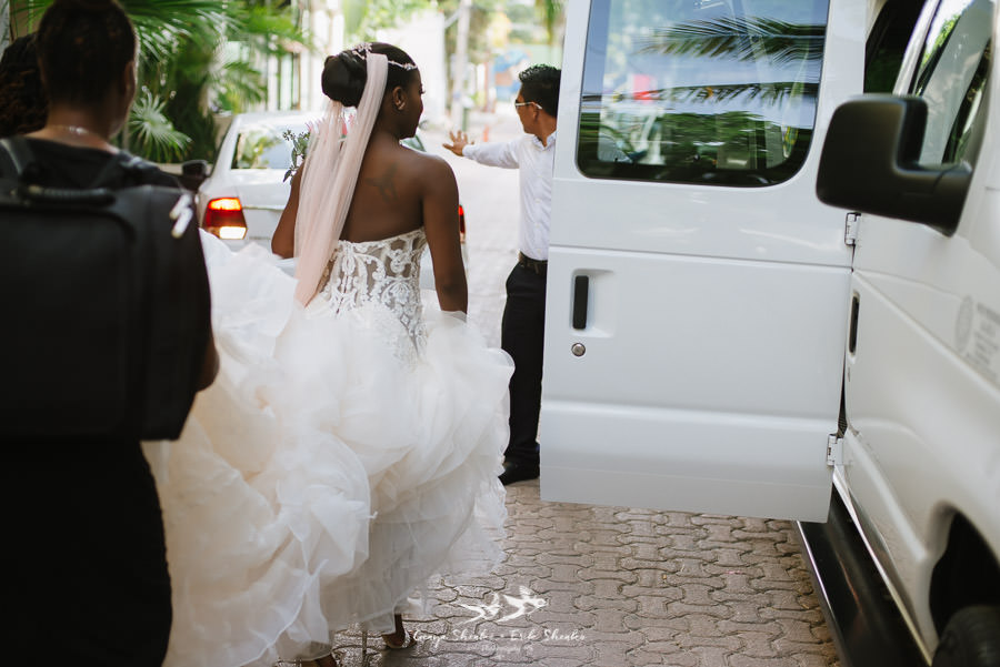 black-destination-bride-blackdesti-destination-off-resort-wedding-at-blue-venado-beach-club-22.jpg