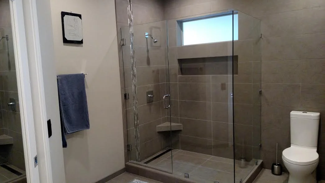 Bathroom1.jpg