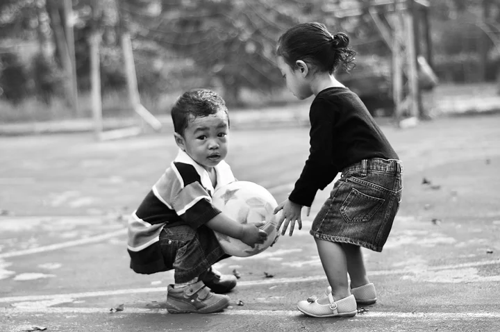 "Give me the ball" vs. "Give the ball to me"