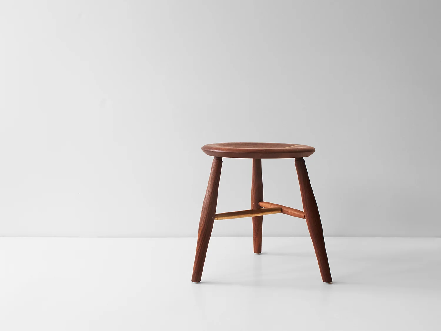 Walnut, brass rung