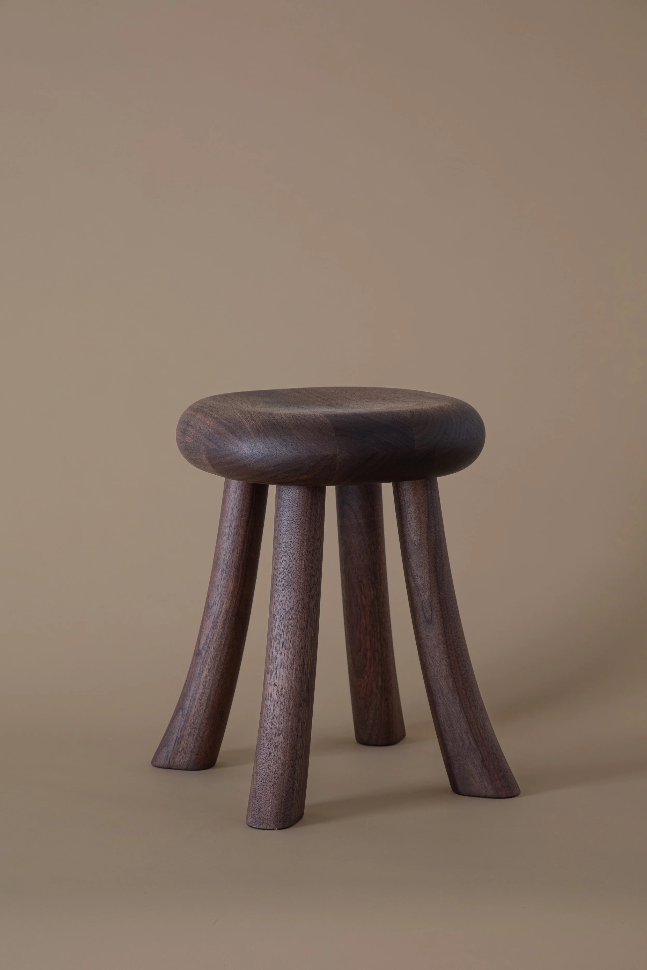 Walnut / Oiled