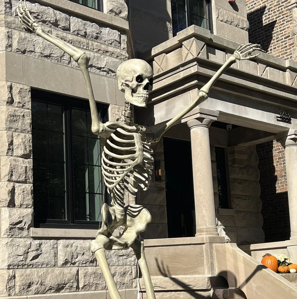 skeleton-giant.jpg