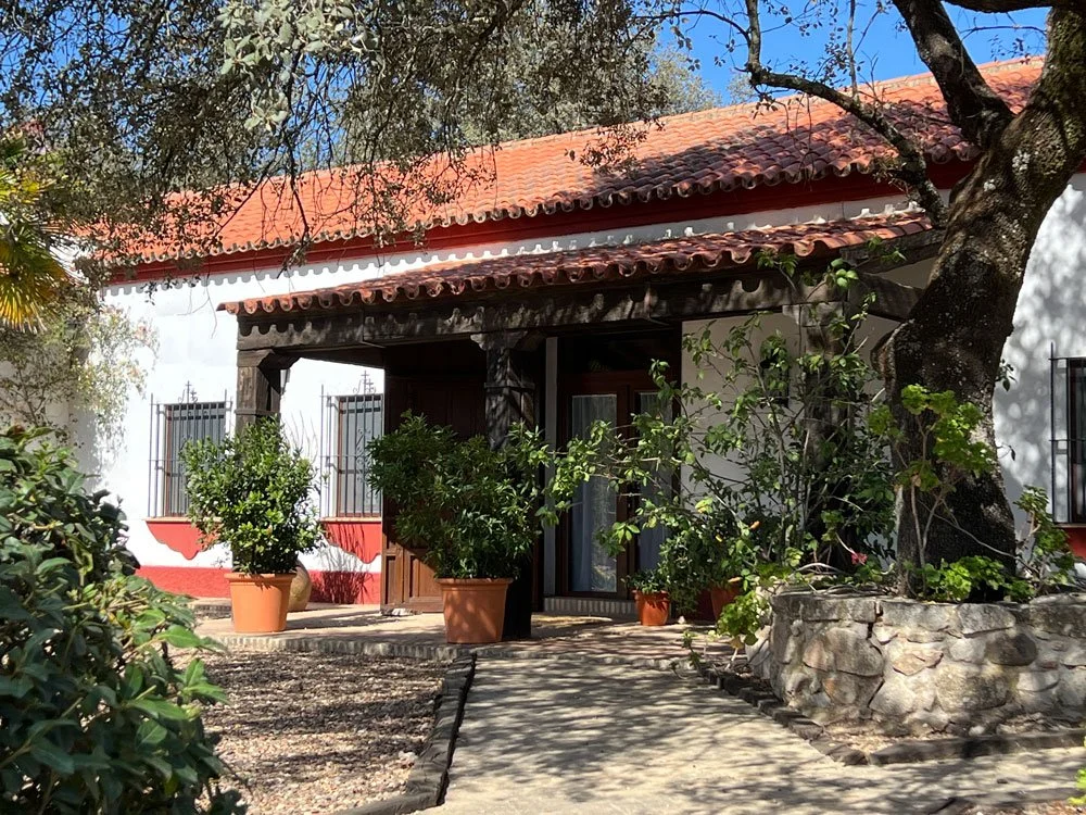 ranchhouse-1.jpg